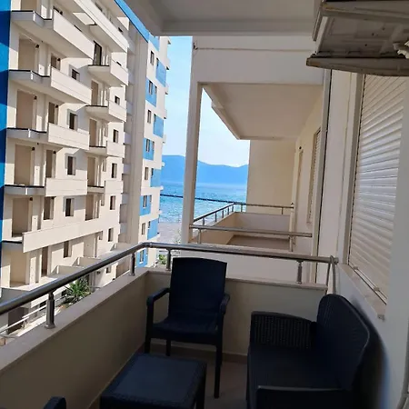 Lägenhet Entela Apartament